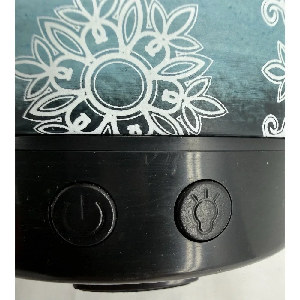 Ceramic Oil‎ Diffuser Blue Snowflake Aromatherapy Lamp 16 Colors LED 6in EUC